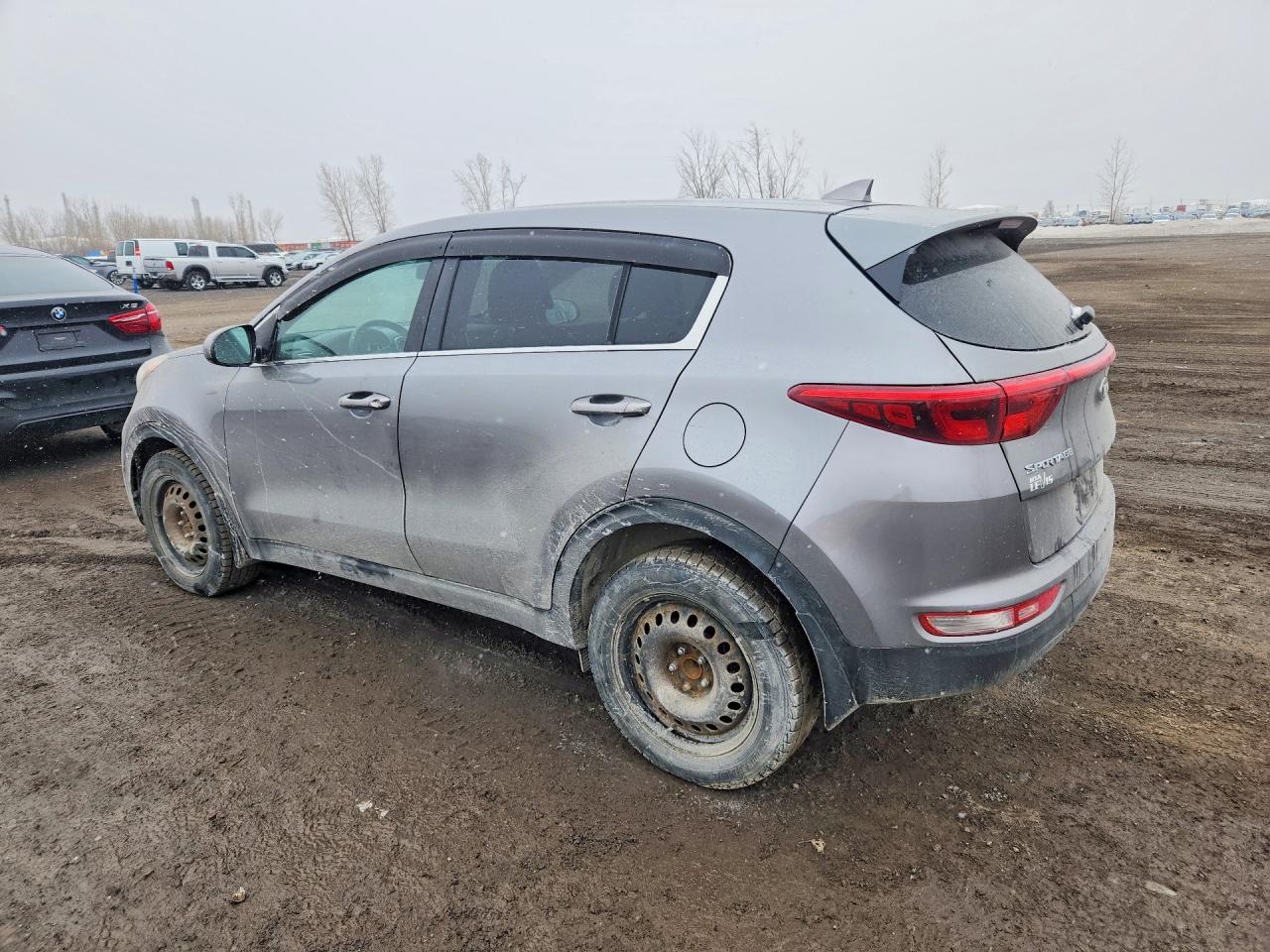 2017 KIA SPORTAGE LX photo 4