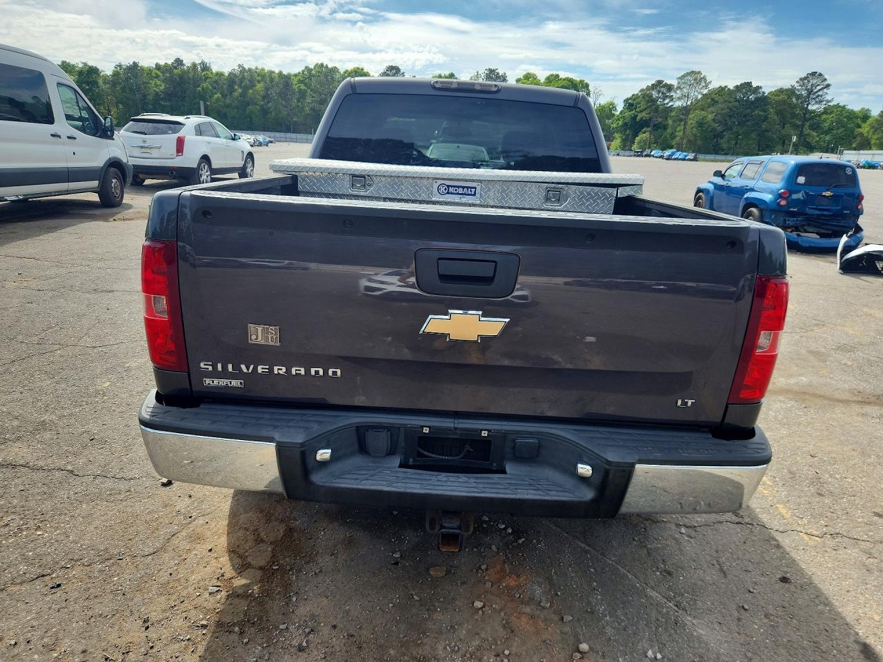 2010 CHEVROLET SILVERADO K1500 LT photo 6