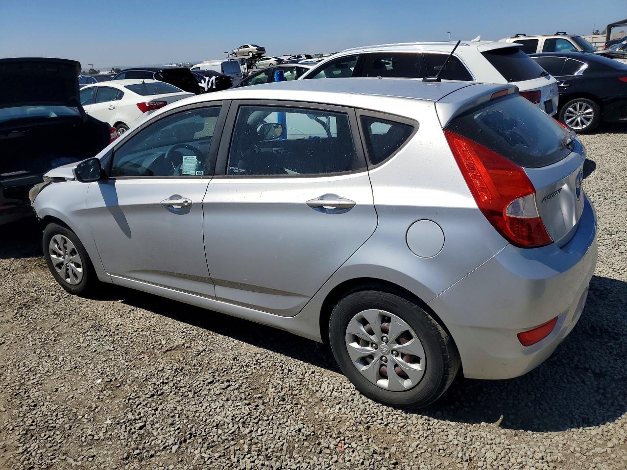 2015 HYUNDAI ACCENT GS photo 3