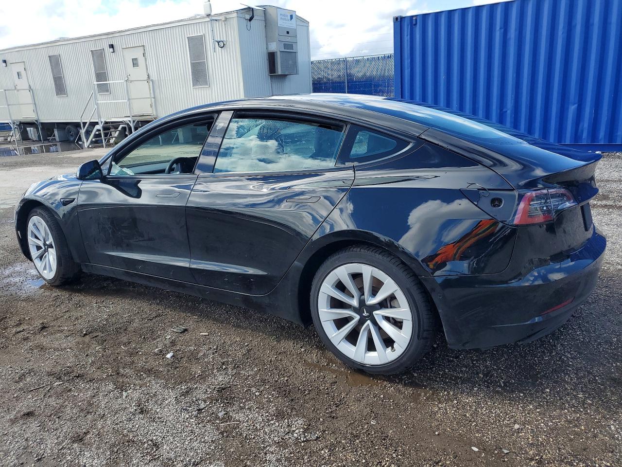 2022 TESLA MODEL 3 photo 4