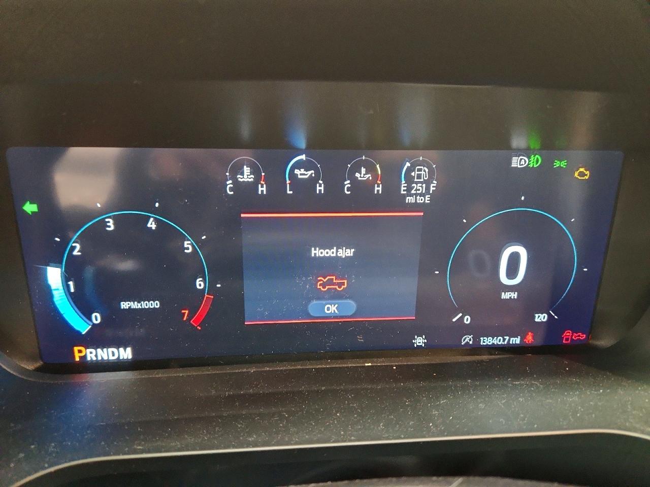 2025 FORD F150 XLT photo 17