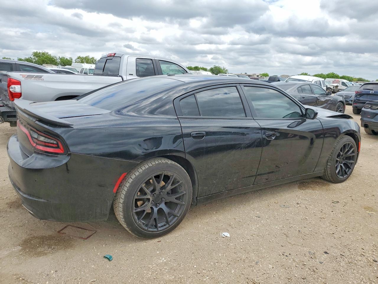 2020 DODGE CHARGER SXT photo 5