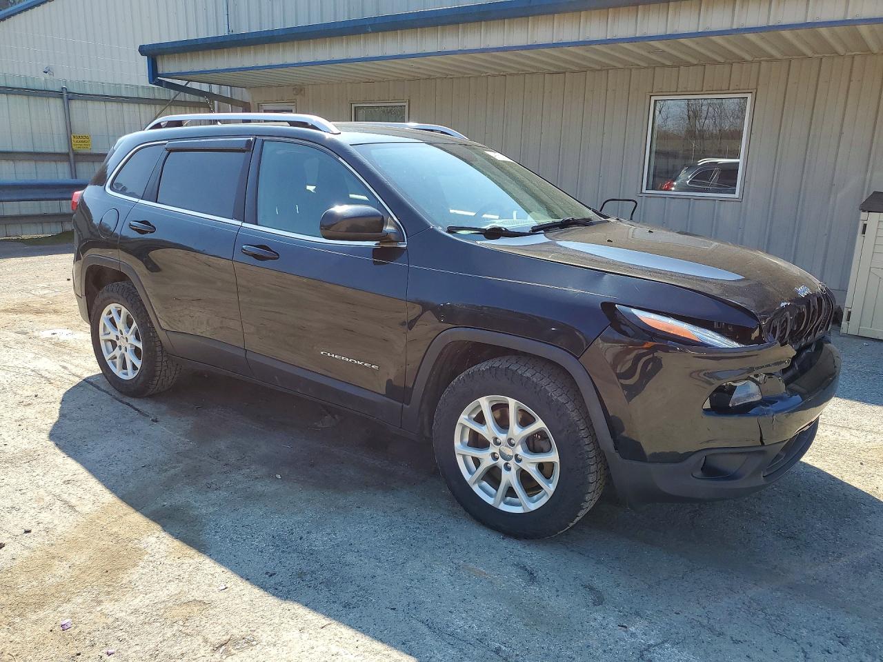 2015 JEEP CHEROKEE LATITUDE photo 10