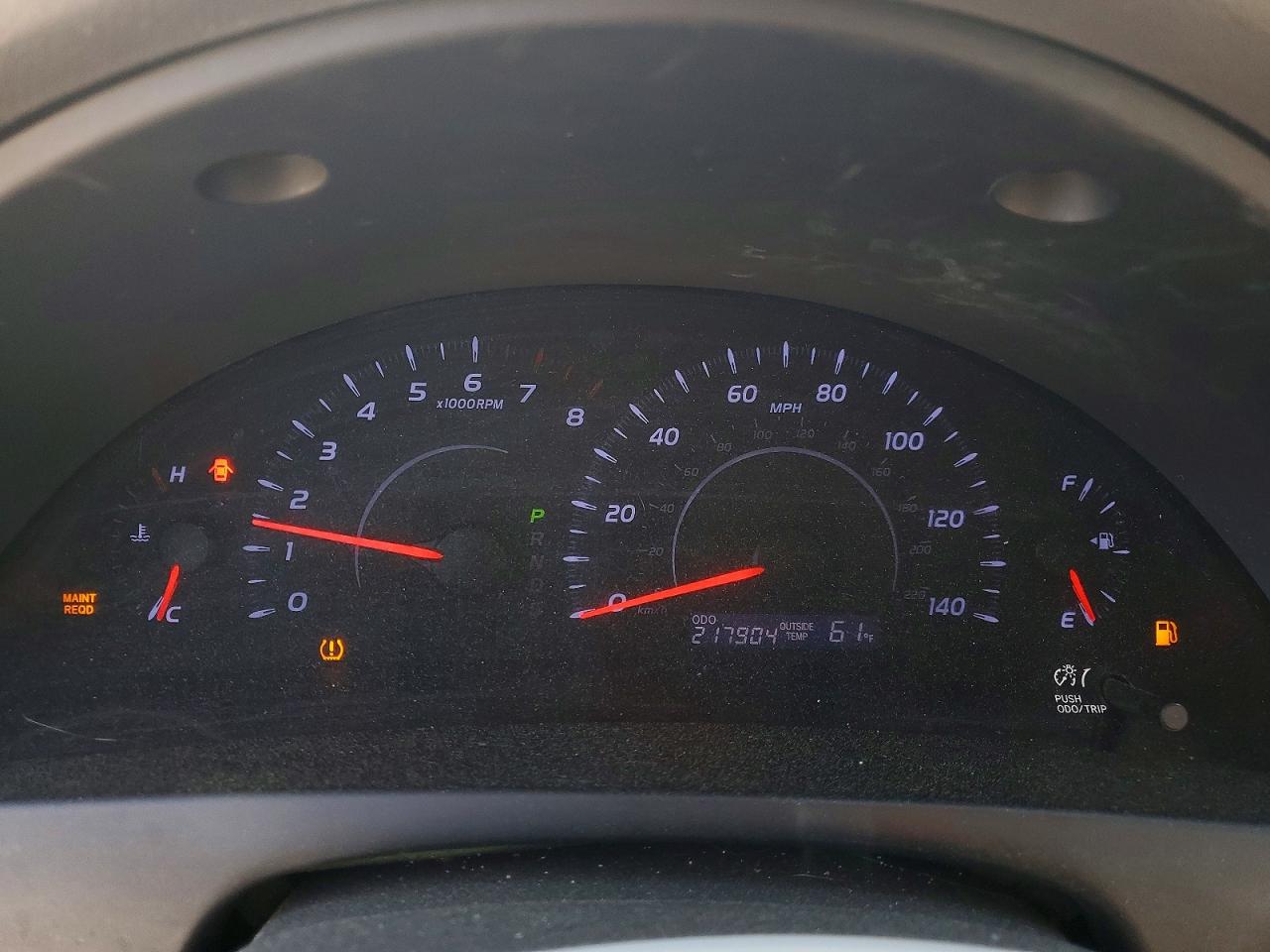 2011 TOYOTA CAMRY LE photo 17