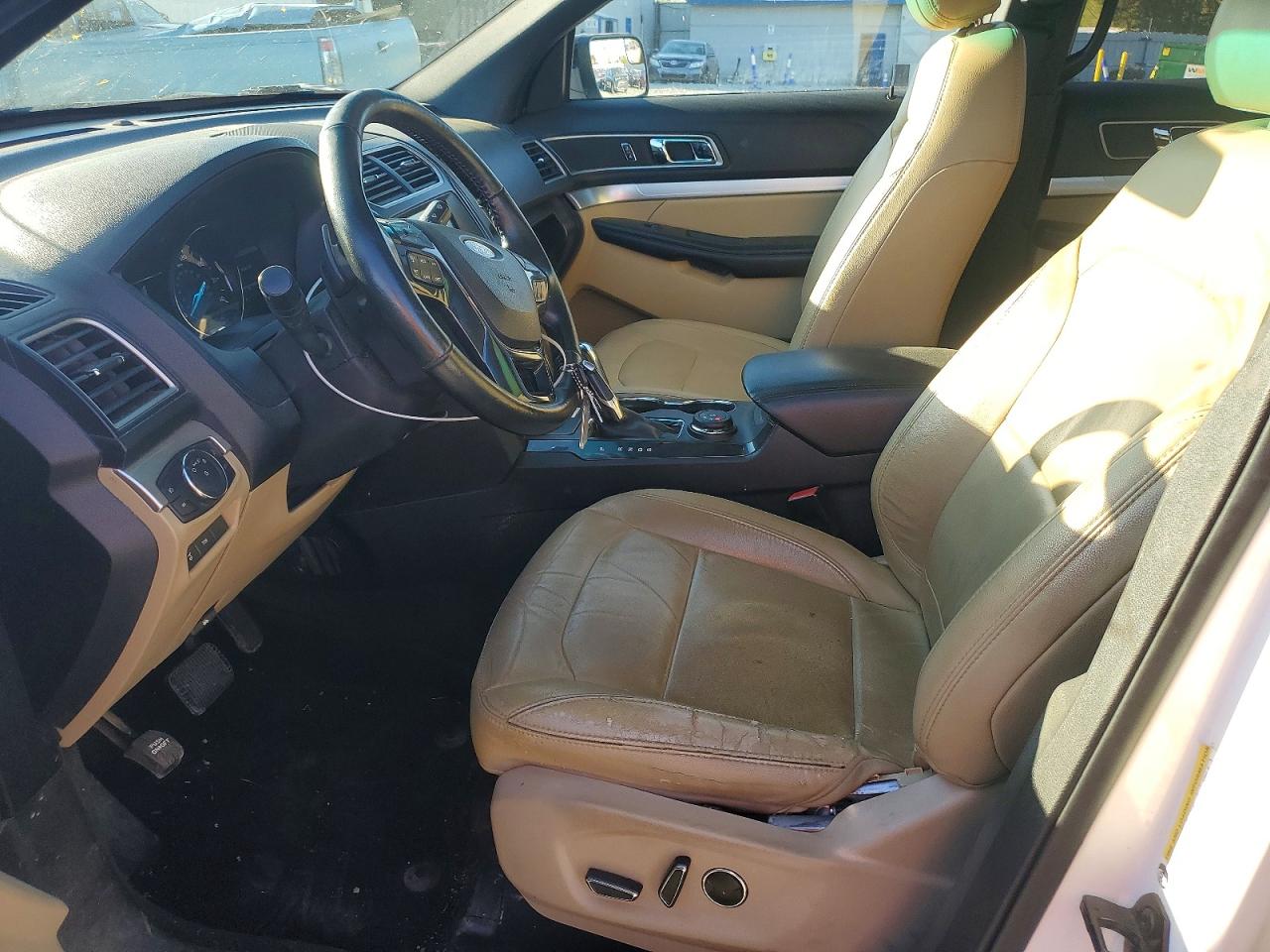 2016 FORD EXPLORER photo 13