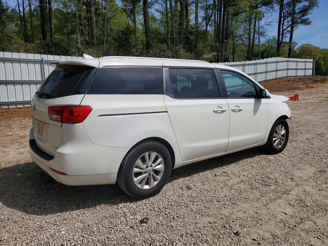 2016 KIA SEDONA LX photo 7