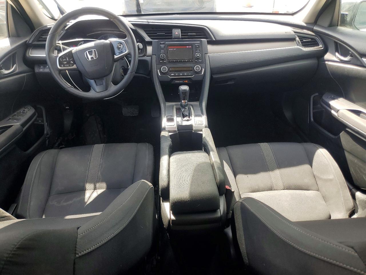 2020 HONDA CIVIC LX photo 22
