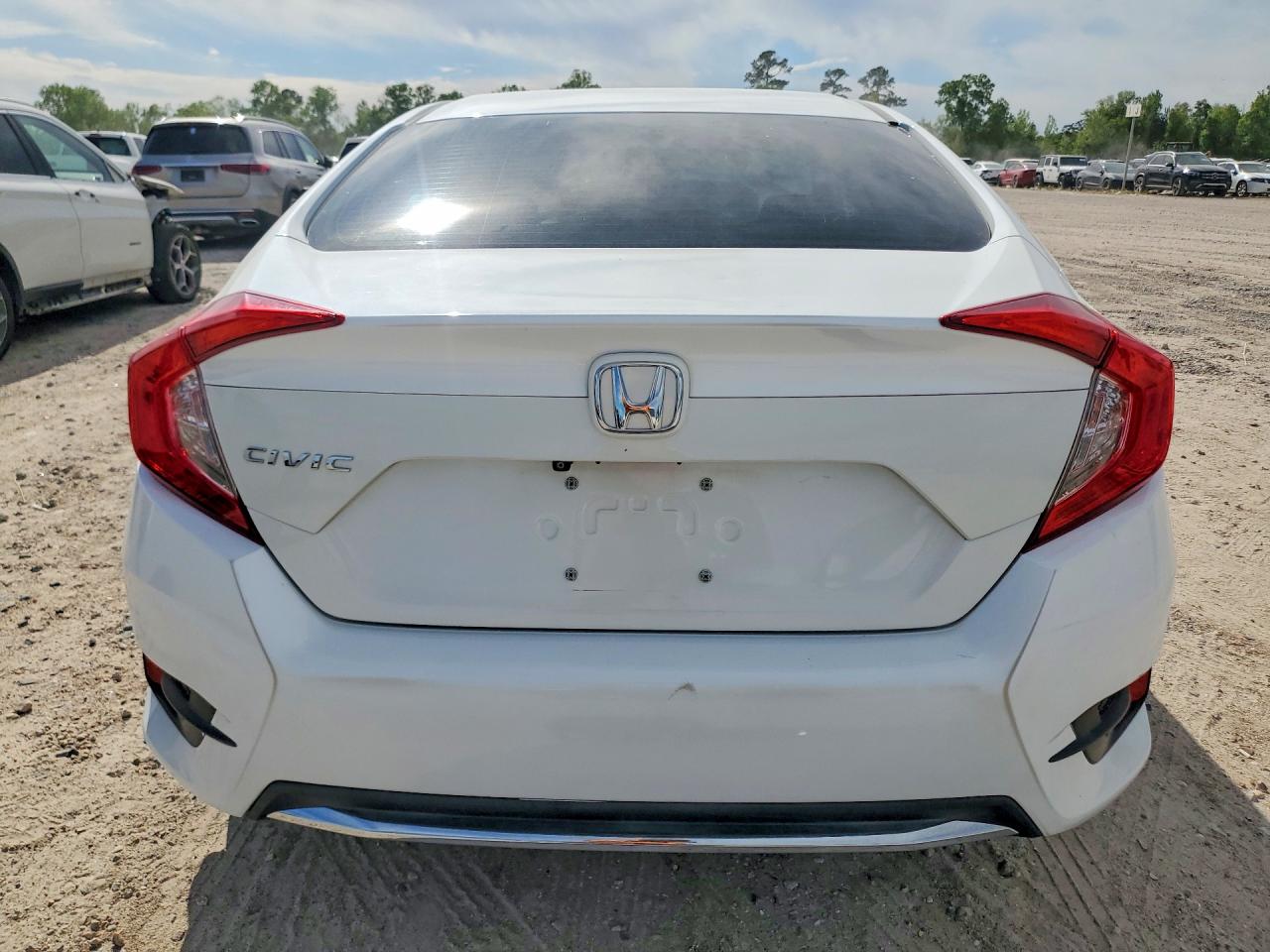 2020 HONDA CIVIC LX photo 16