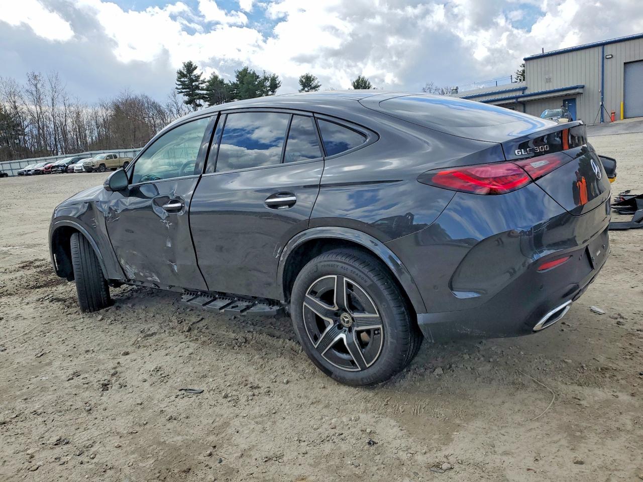 2025 MERCEDES-BENZ GLC COUPE 300 4MATIC photo 4