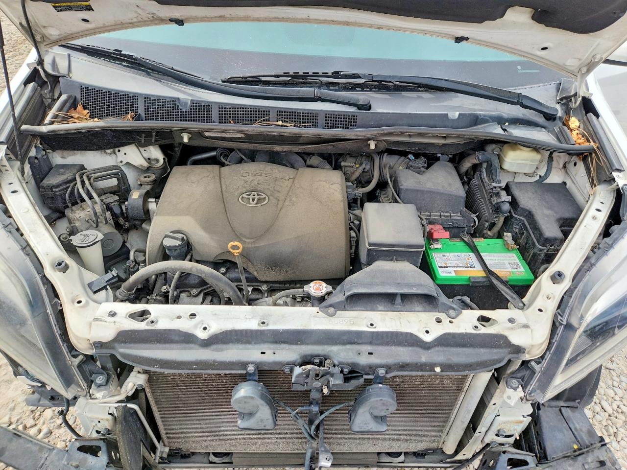 2017 TOYOTA SIENNA SE 8-PASSENGER photo 23