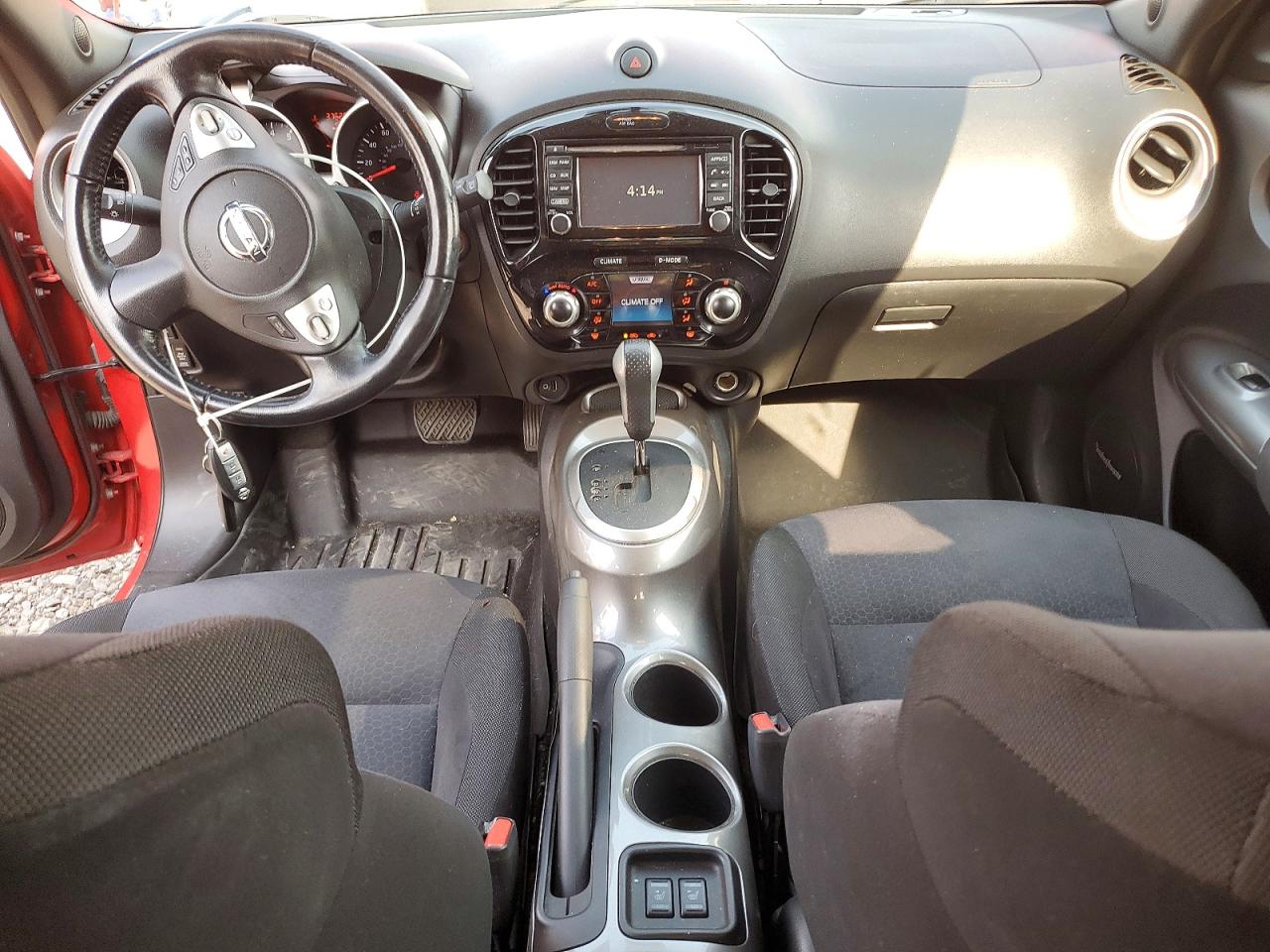 2015 NISSAN JUKE SV photo 22