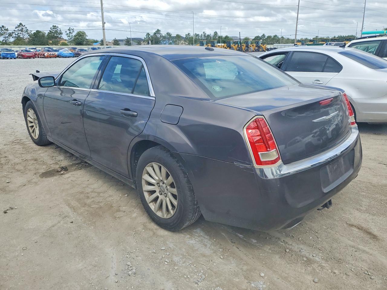 2014 CHRYSLER 300 photo 2