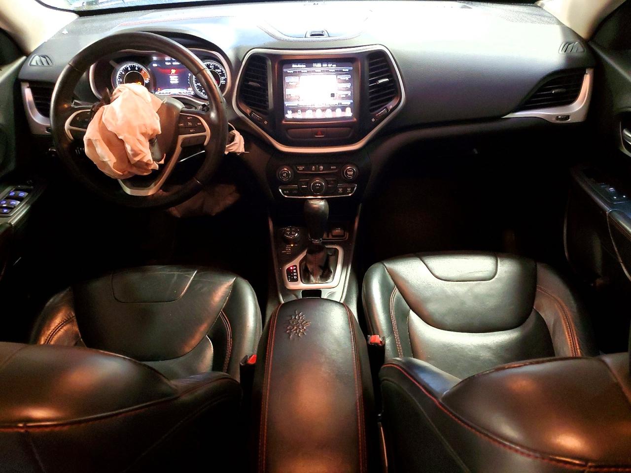 2016 JEEP CHEROKEE TRAILHAWK photo 8
