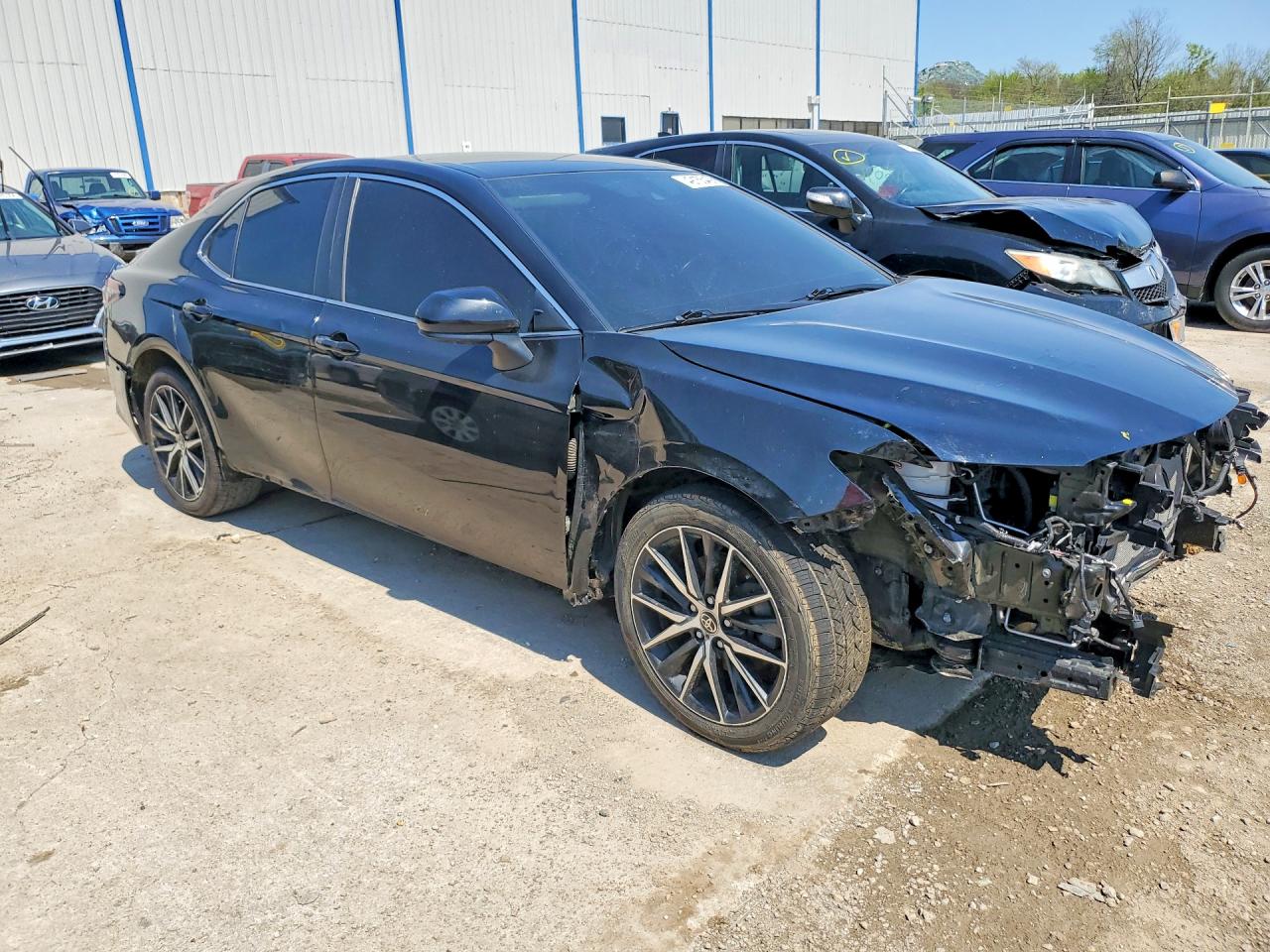 2021 TOYOTA CAMRY SE photo 4