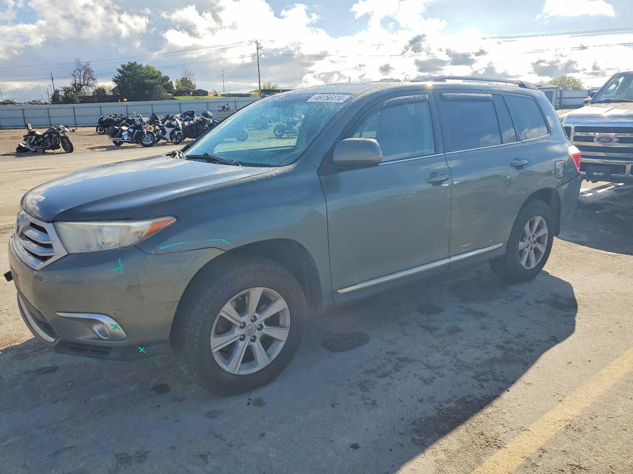 2011 TOYOTA HIGHLANDER