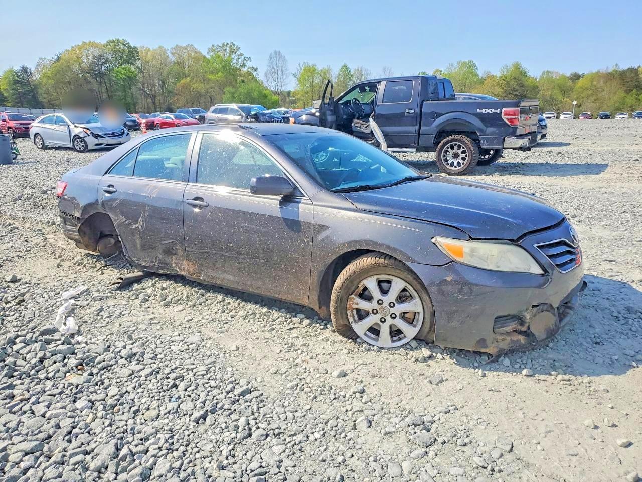 2011 TOYOTA CAMRY LE photo 7