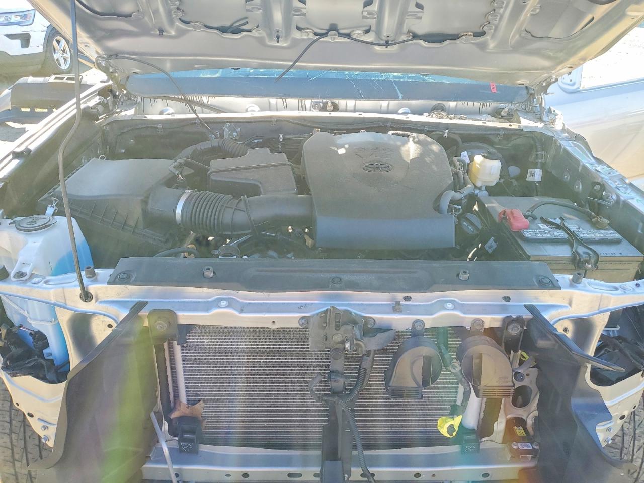 2021 TOYOTA TACOMA SR V6 photo 21