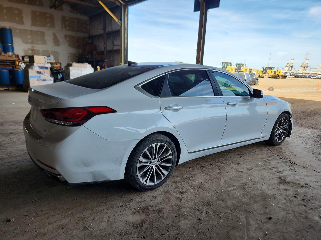 2015 HYUNDAI GENESIS 3.8L photo 3