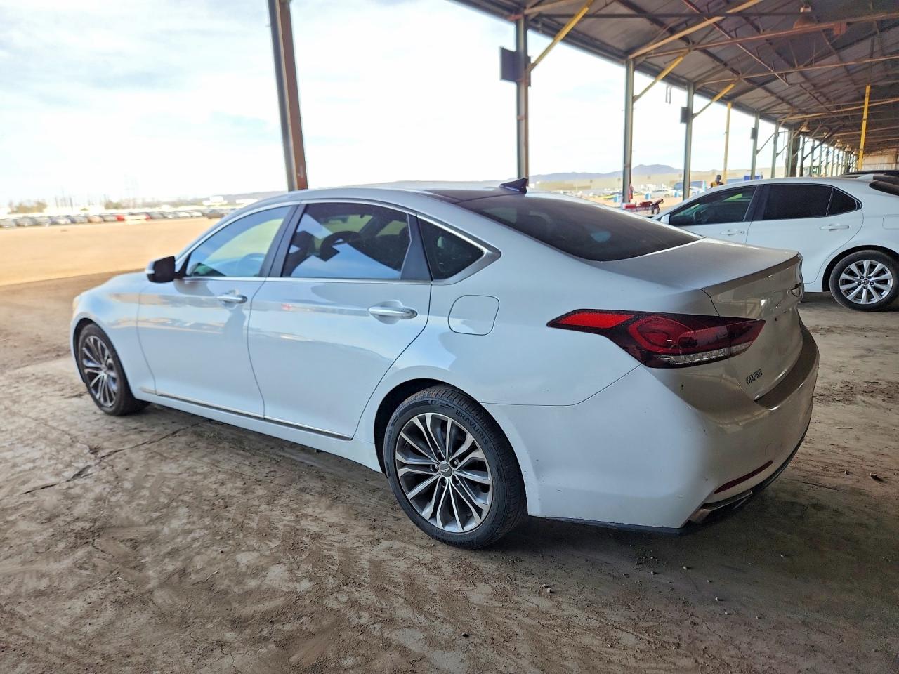 2015 HYUNDAI GENESIS 3.8L photo 2
