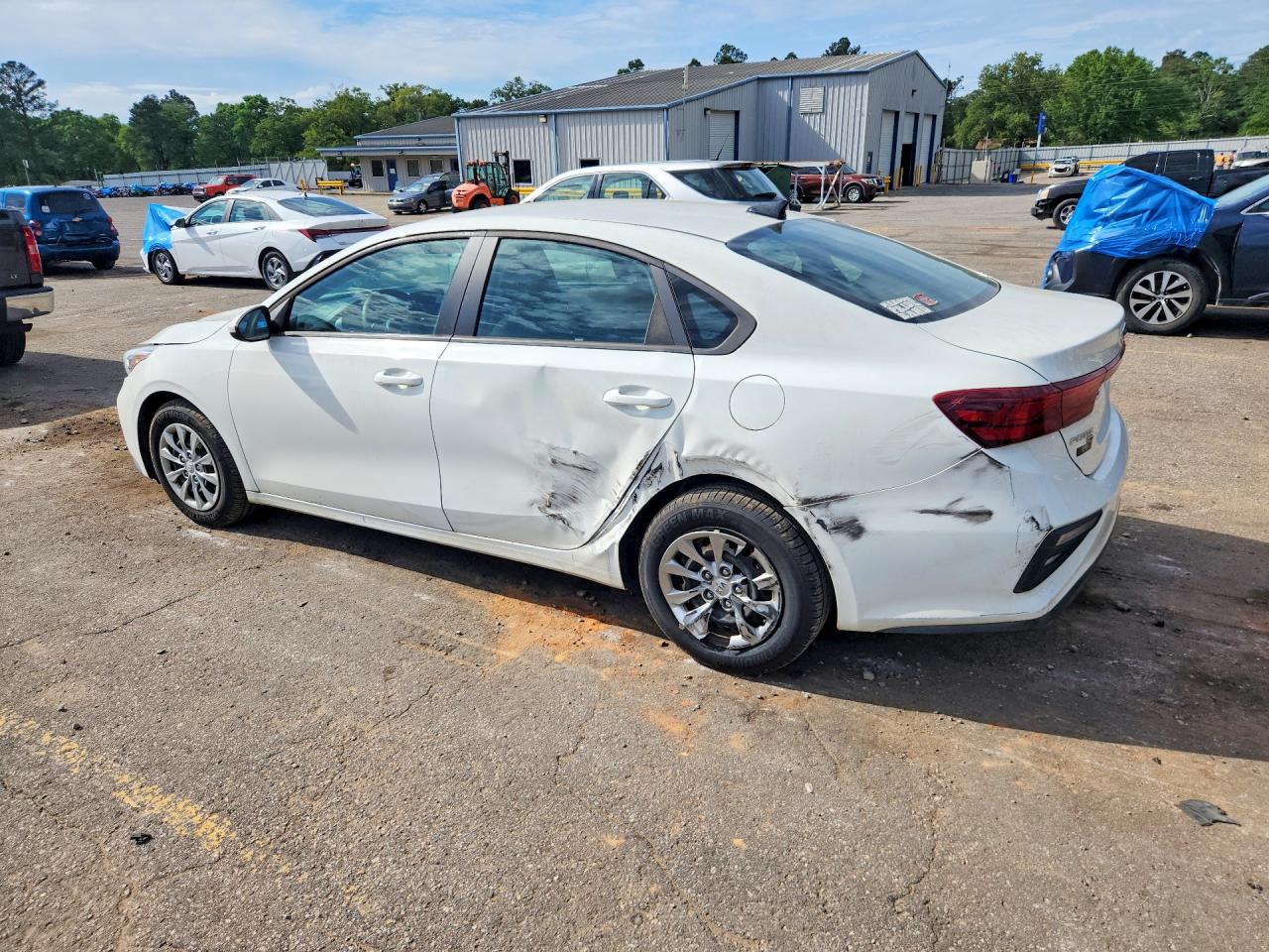2020 KIA FORTE FE photo 2