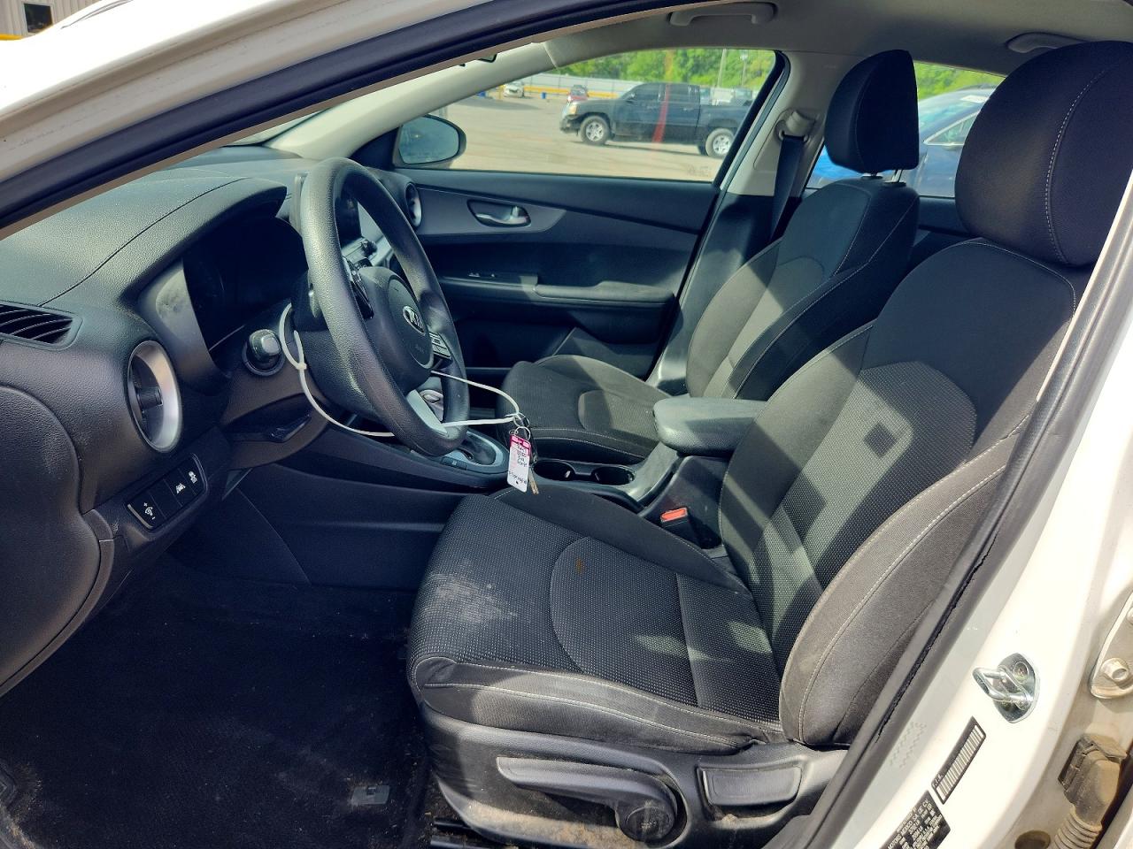 2020 KIA FORTE FE photo 7