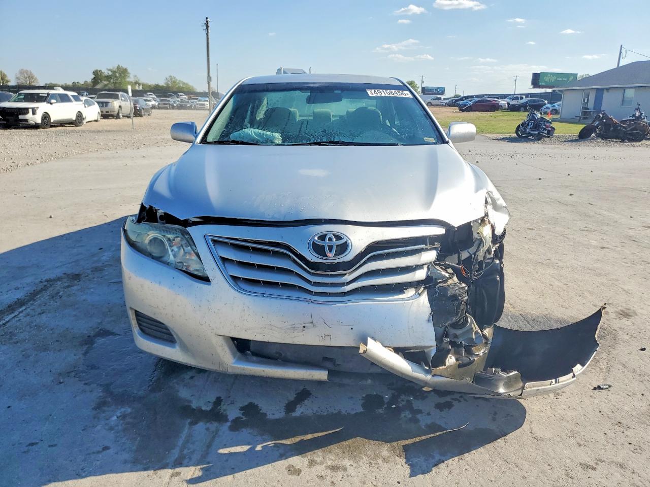 2011 TOYOTA CAMRY LE photo 13