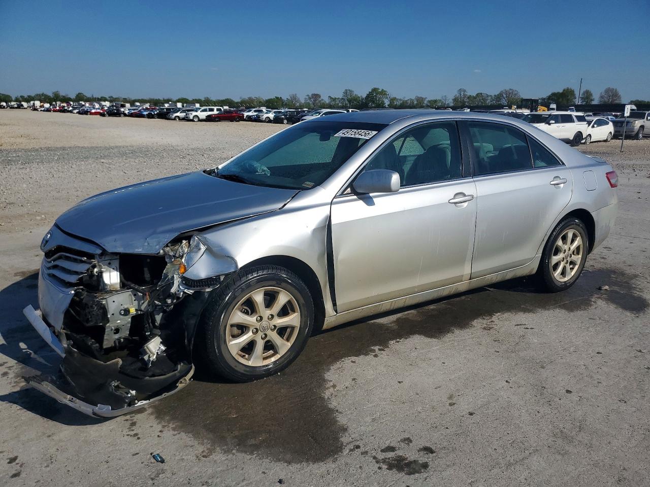 2011 TOYOTA CAMRY