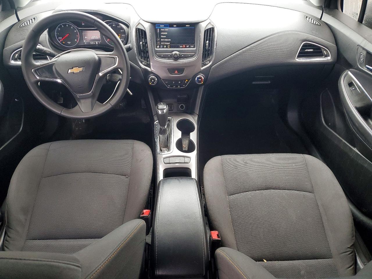 2019 CHEVROLET CRUZE LS photo 15