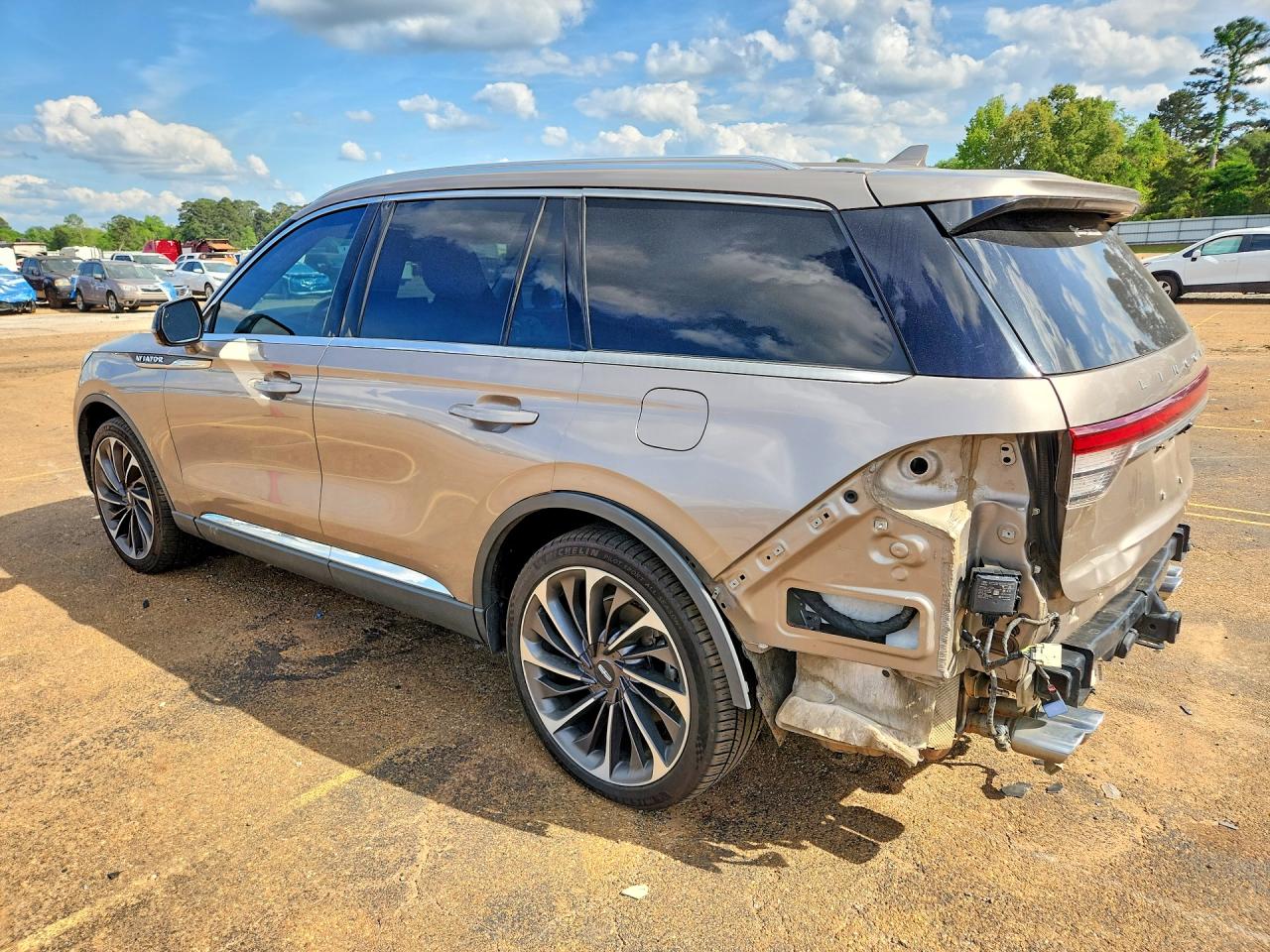 2020 LINCOLN AVIATOR RESERVE photo 3