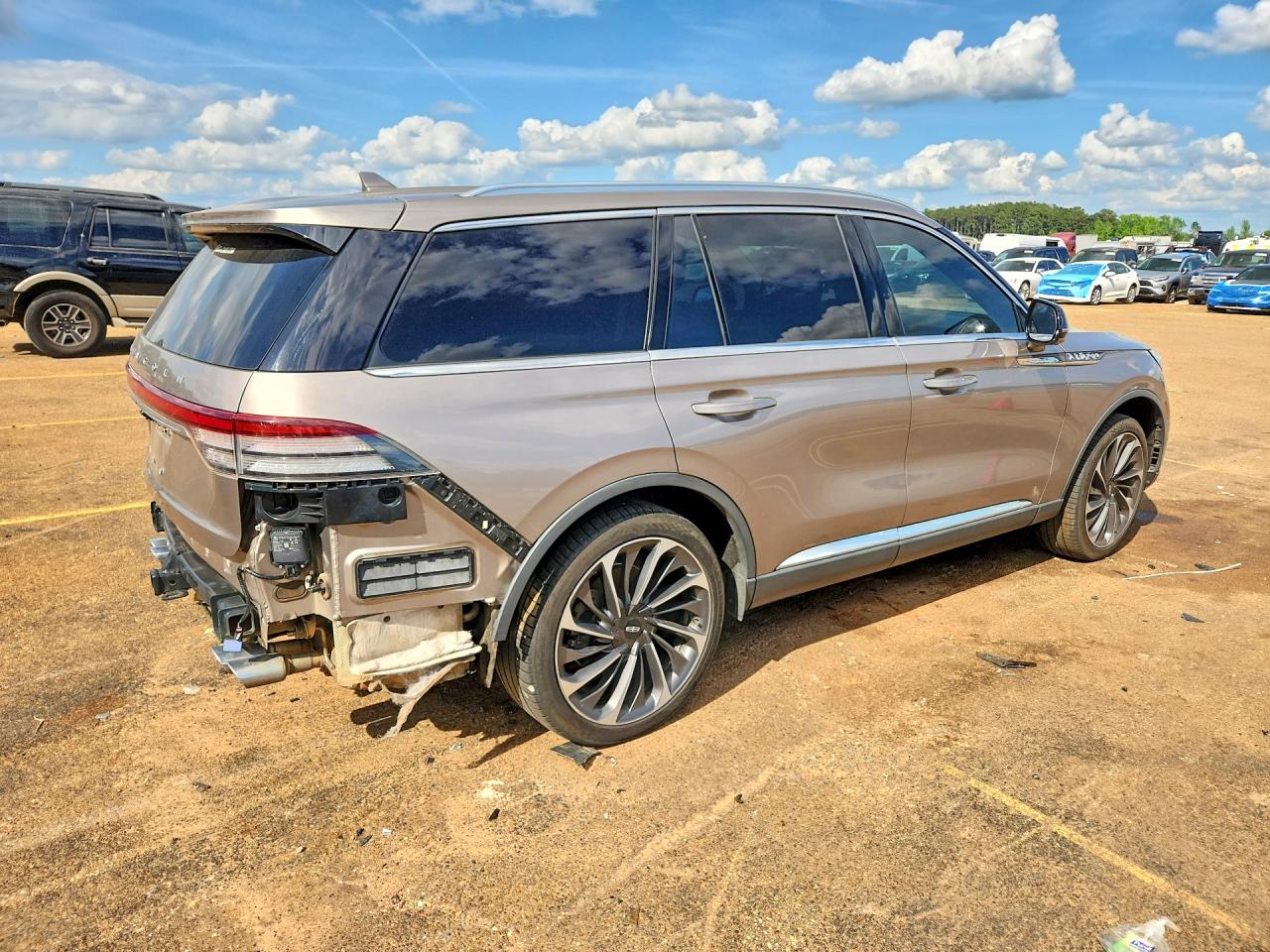 2020 LINCOLN AVIATOR RESERVE photo 5