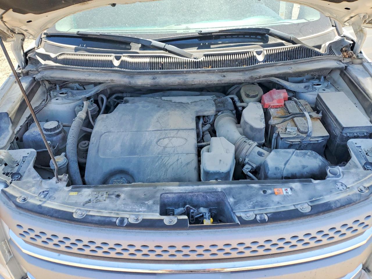 2011 FORD EXPLORER photo 23