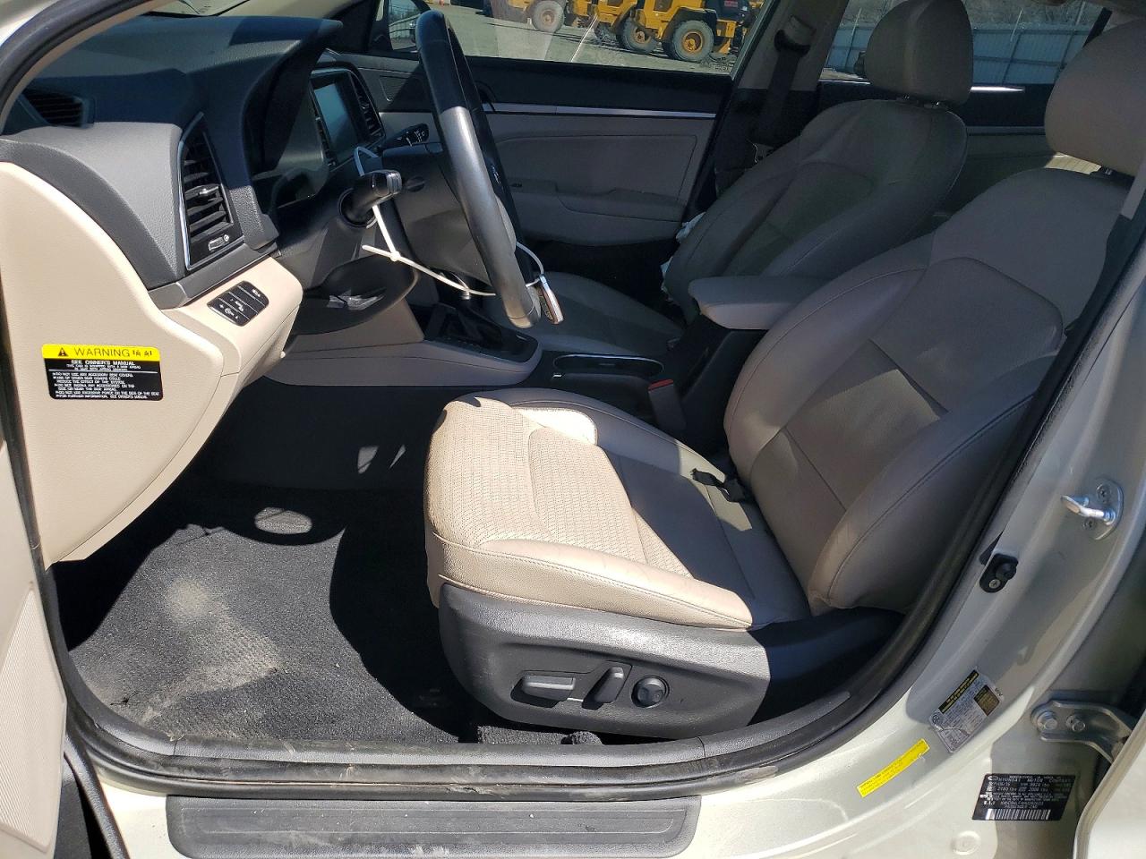 2017 HYUNDAI ELANTRA LIMITED photo 7