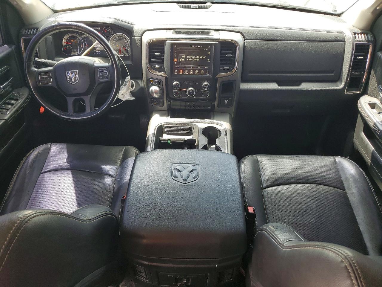 2016 RAM 1500 SPORT photo 8
