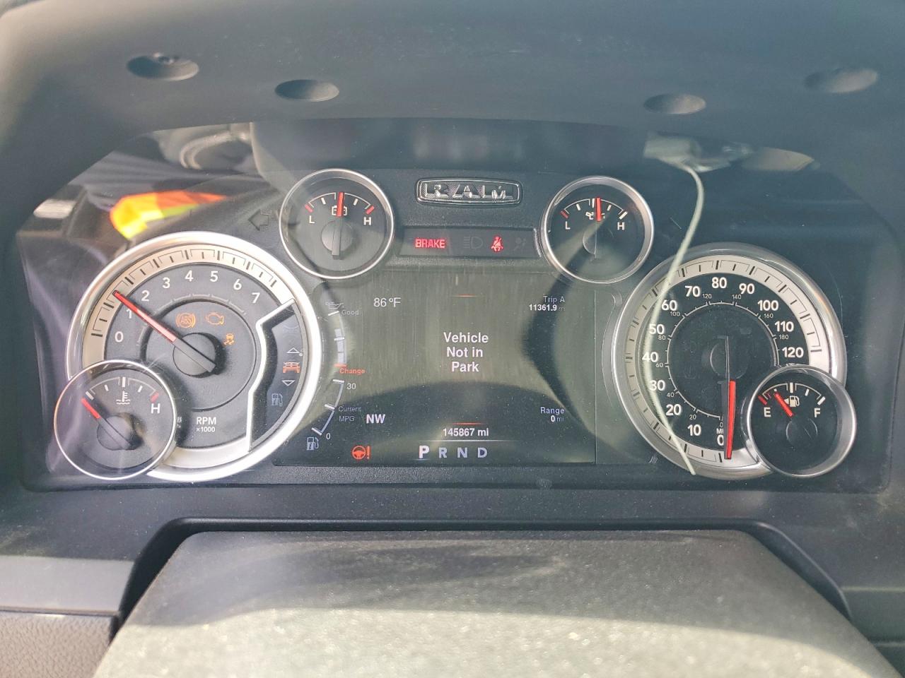 2016 RAM 1500 SPORT photo 9