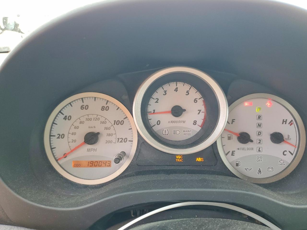 2005 TOYOTA RAV4 BASE photo 25