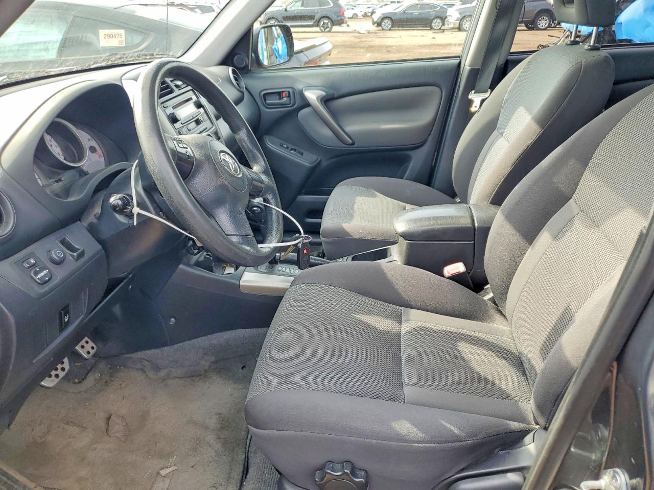 2005 TOYOTA RAV4 BASE photo 19