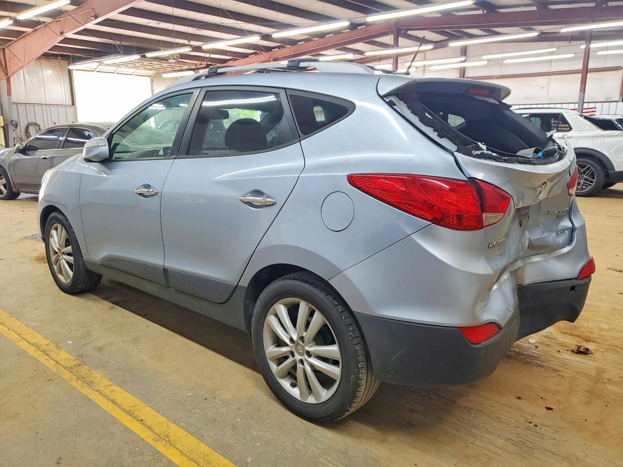 2013 HYUNDAI TUCSON photo 4