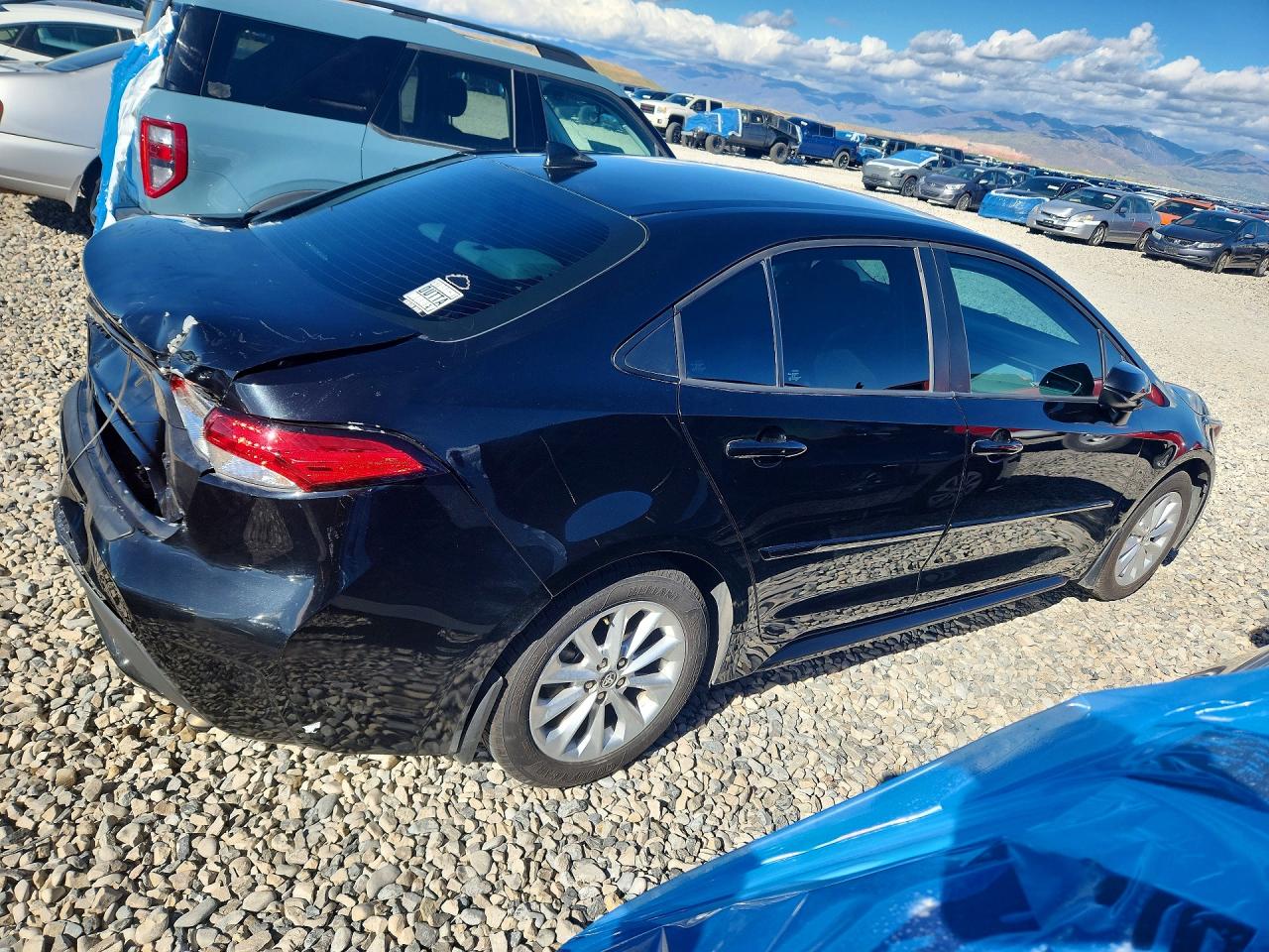 2021 TOYOTA COROLLA LE photo 5