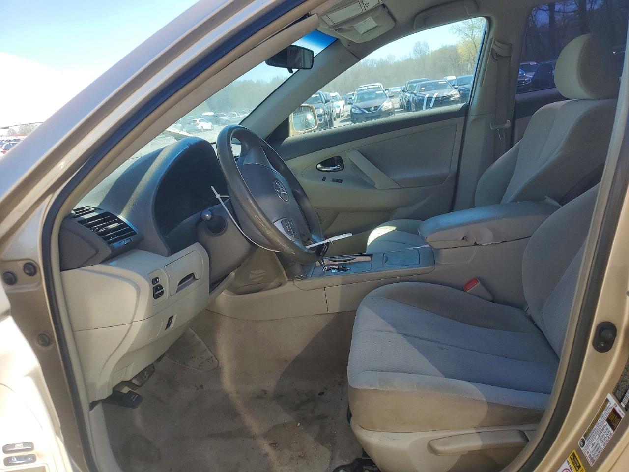 2010 TOYOTA CAMRY BASE photo 13