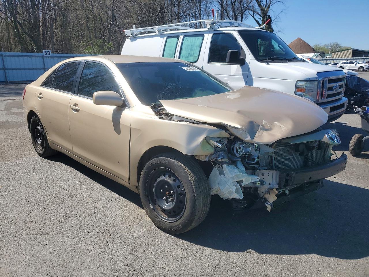2010 TOYOTA CAMRY BASE photo 7