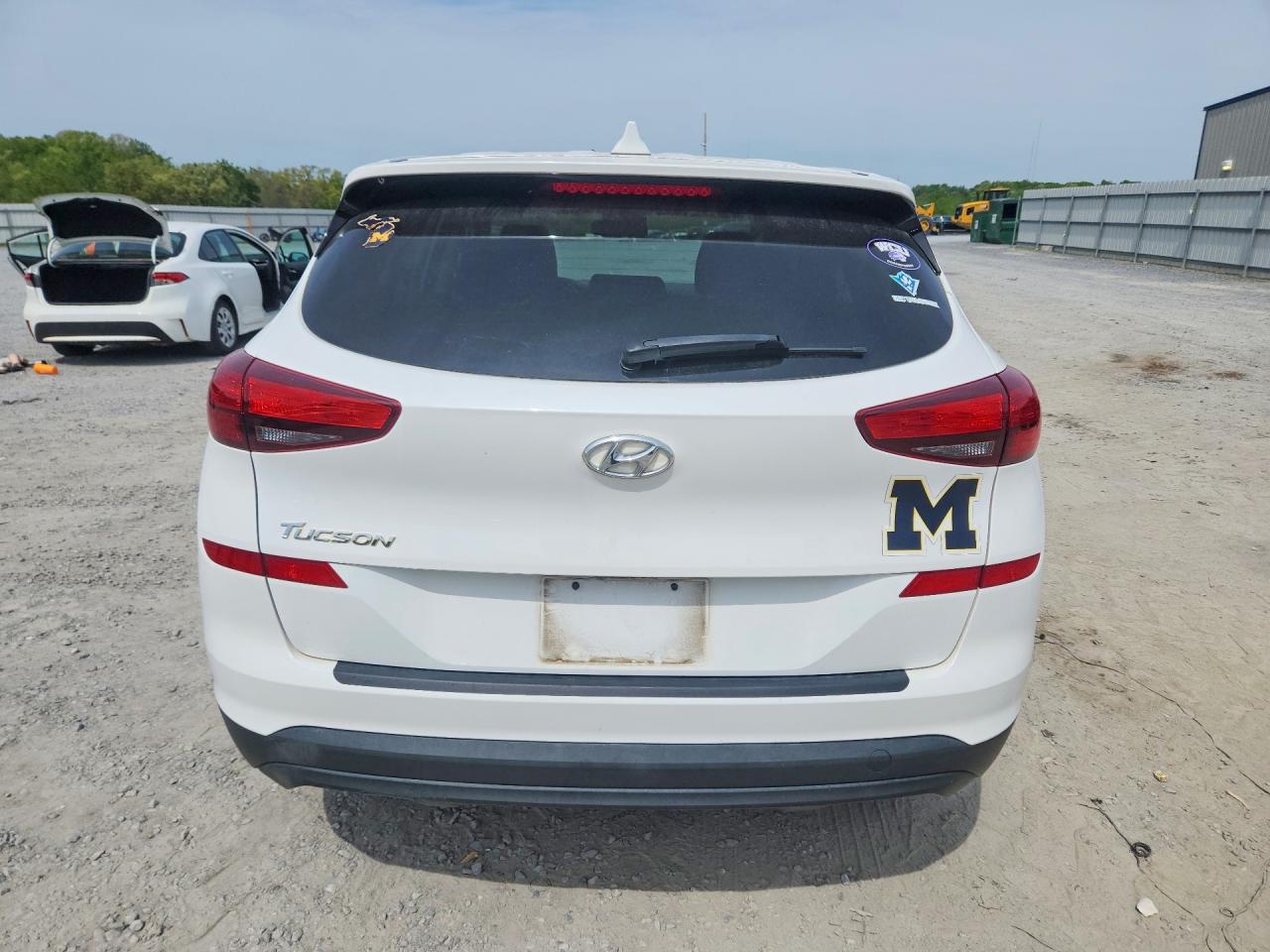 2021 HYUNDAI TUCSON SE photo 16