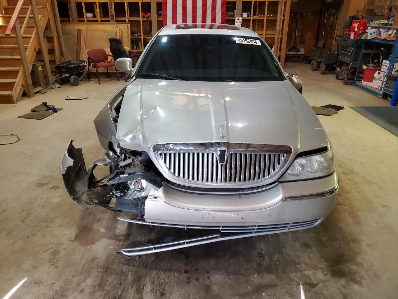 2007 LINCOLN TOWN CAR SIGNATURE LIMITED photo 5
