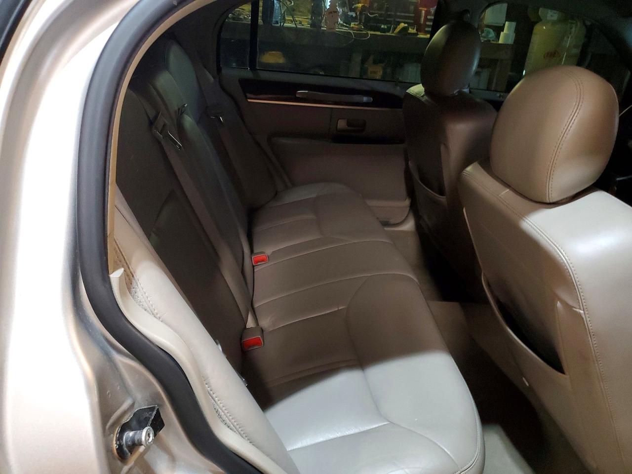 2007 LINCOLN TOWN CAR SIGNATURE LIMITED photo 10