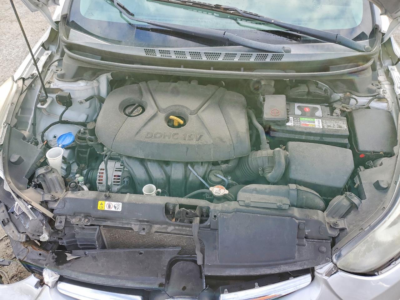 2015 HYUNDAI ELANTRA SE photo 31