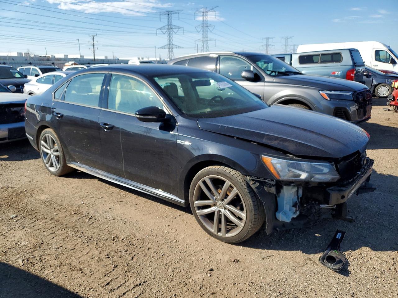 2018 VOLKSWAGEN PASSAT S photo 10