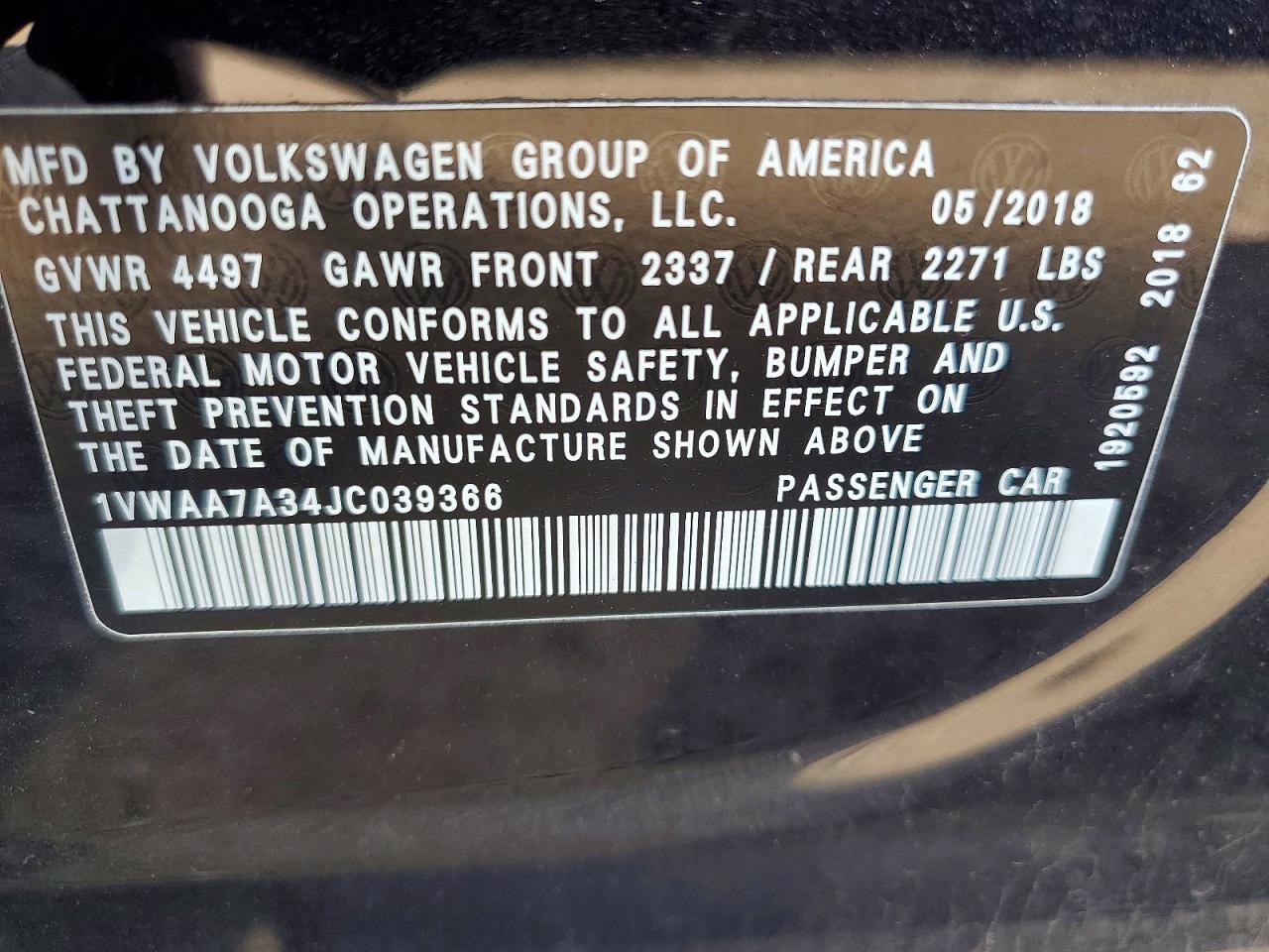 2018 VOLKSWAGEN PASSAT S photo 34