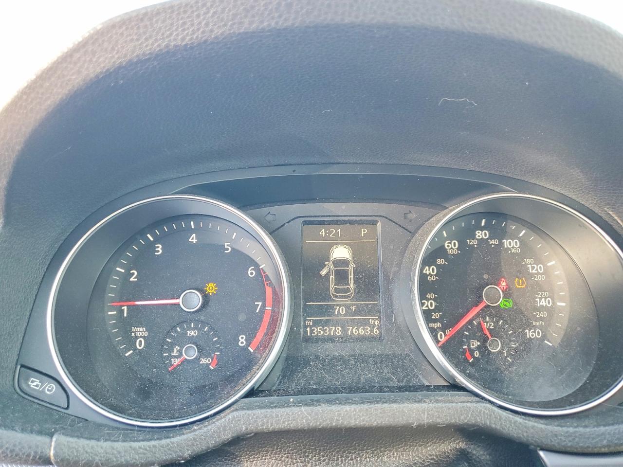 2018 VOLKSWAGEN PASSAT S photo 25