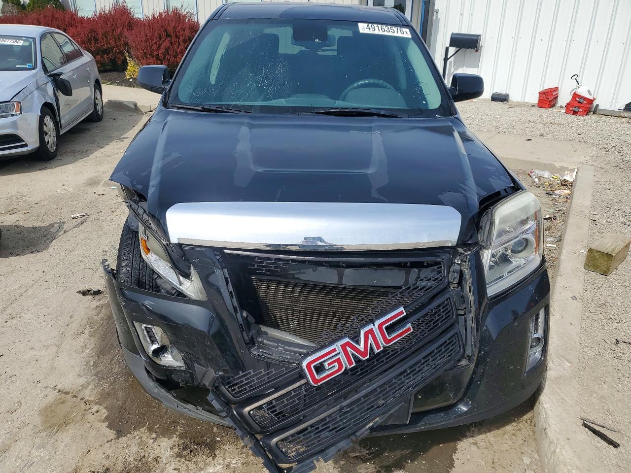 2015 GMC TERRAIN SLE photo 5