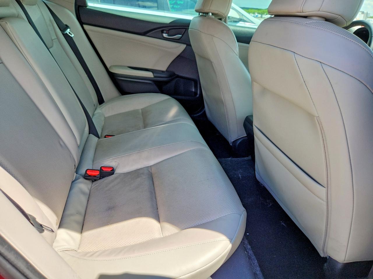 2019 HONDA INSIGHT TOURING photo 19