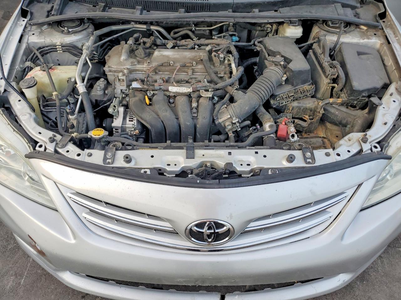 2013 TOYOTA COROLLA LE photo 21